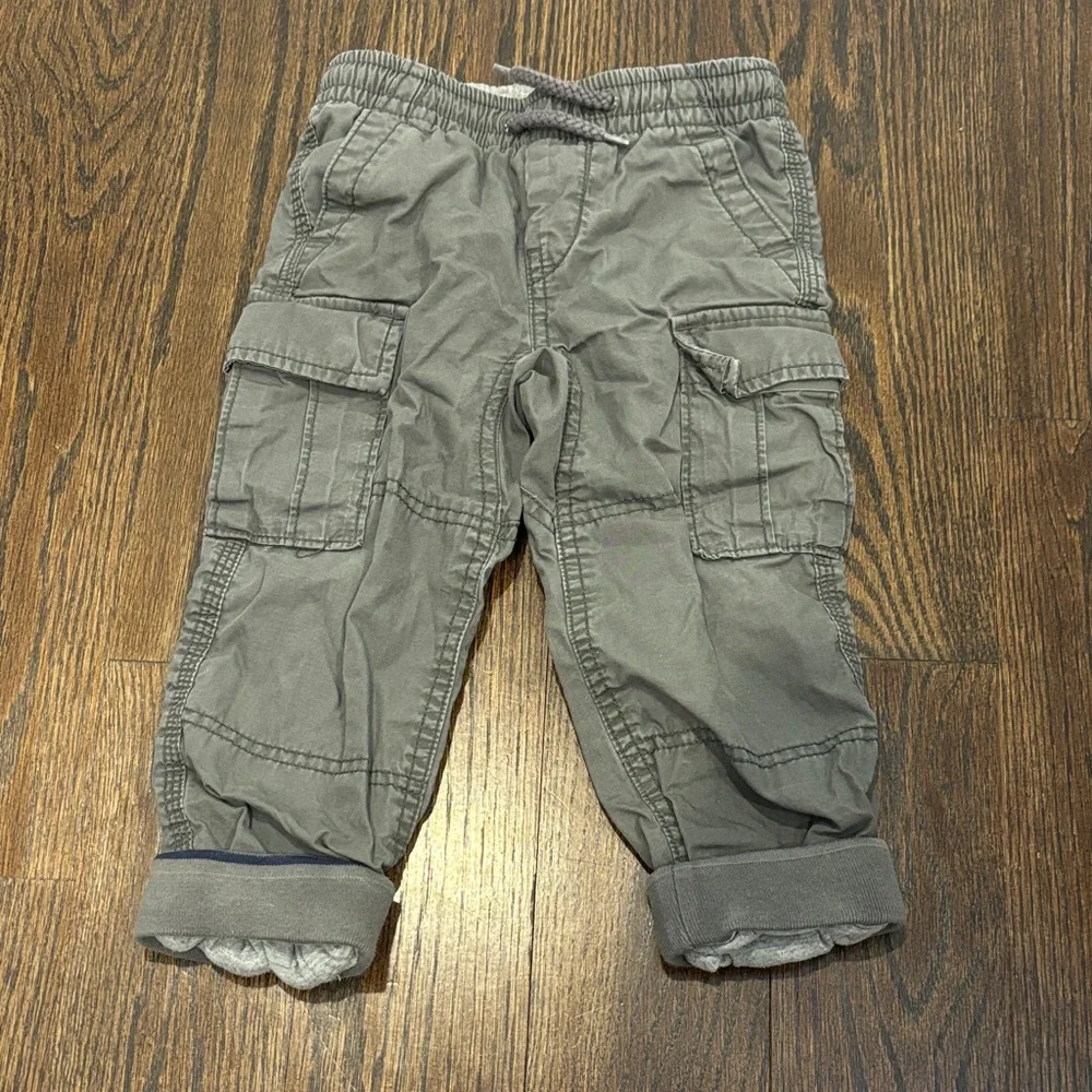 GAP Boy’s Gray Cargo Pants Size 3T